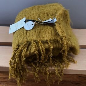 Super Soft Blanket Scarf